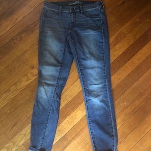 Universal Thread jeans